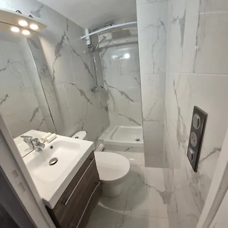 Meuble Sdb Wc Et Acces Privatifs Champigny-sur-Marne