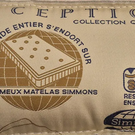 Maison Et Meublées à Accès Privatifs